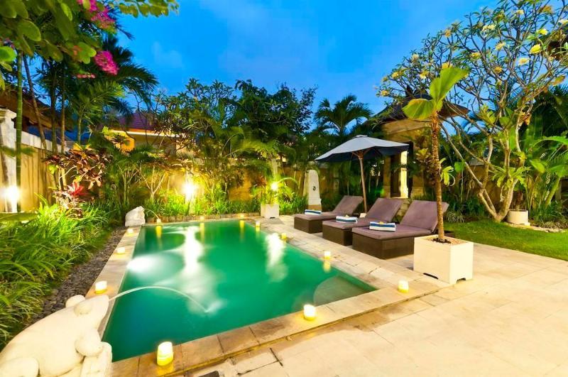 The Nakula Villas Kuta  Bagian luar foto